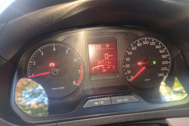Used Volkswagen Jetta 2013 1.6L Automatic Comfort Model Odometer Close Up