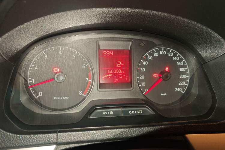 Used Volkswagen Jetta 2013 1.6L Manual Comfort Model Odometer Close Up