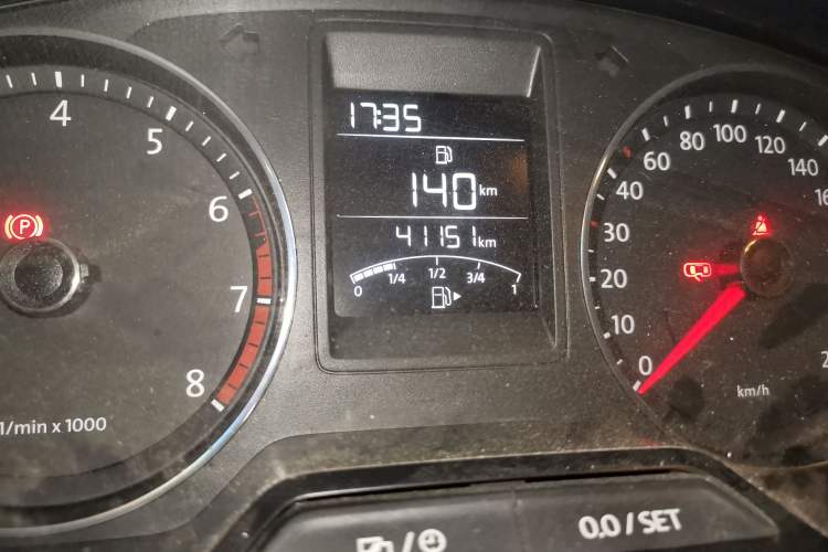 Used Volkswagen Jetta 2013 1.6L Manual Luxury Model Odometer Close Up
