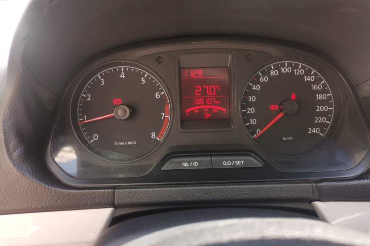 Used Volkswagen Jetta 2013 1.6L Manual Comfort Model Odometer Close Up