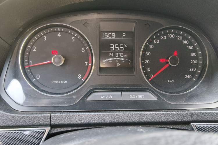 Used Volkswagen Jetta 2013 1.6L Automatic Comfort Model Odometer Close Up