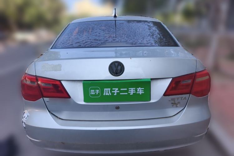 Used Volkswagen Jetta 2013 1.4L Manual Fashion Model Rear