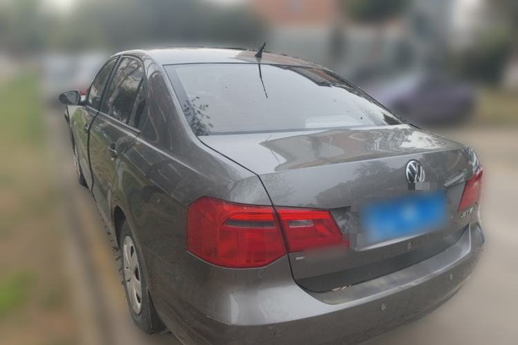 Used Volkswagen Jetta 2013 1.6L Manual Fashion Edition Rear Left 45 Deg