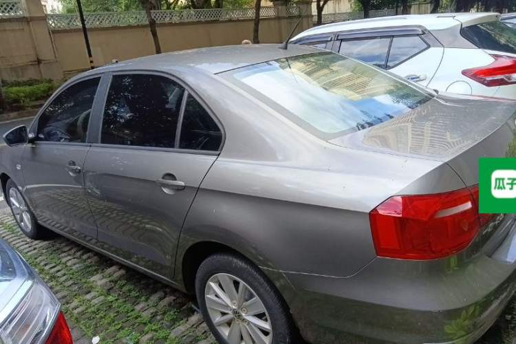 Used Volkswagen Jetta 2013 1.6L Automatic Comfort Model Rear Left 45 Deg