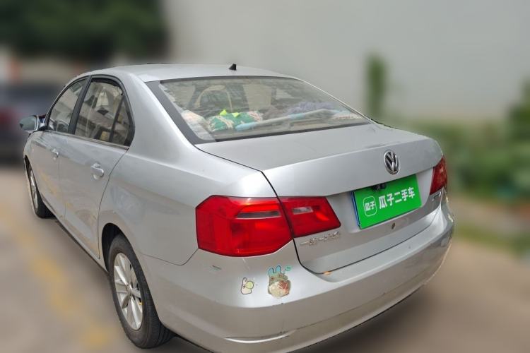 Used Volkswagen Jetta 2013 1.6L Manual Fashion Edition Rear Left 45 Deg