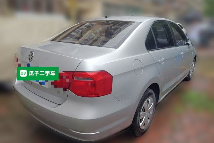 Used Volkswagen Jetta 2013 1.6L Manual Fashion Edition Rear Right 45 Deg
