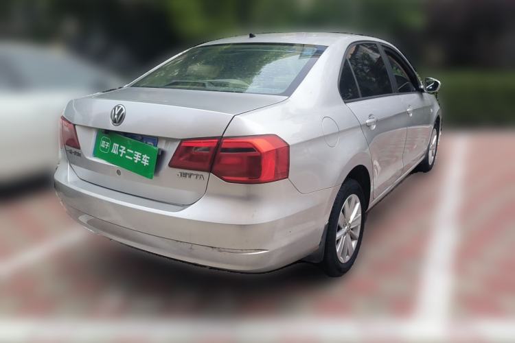 Used Volkswagen Jetta 2013 1.6L Automatic Luxury Model Rear Right 45 Deg