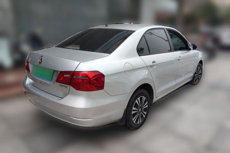 Used Volkswagen Jetta 2013 1.6L Manual Fashion Edition Rear Right 45 Deg