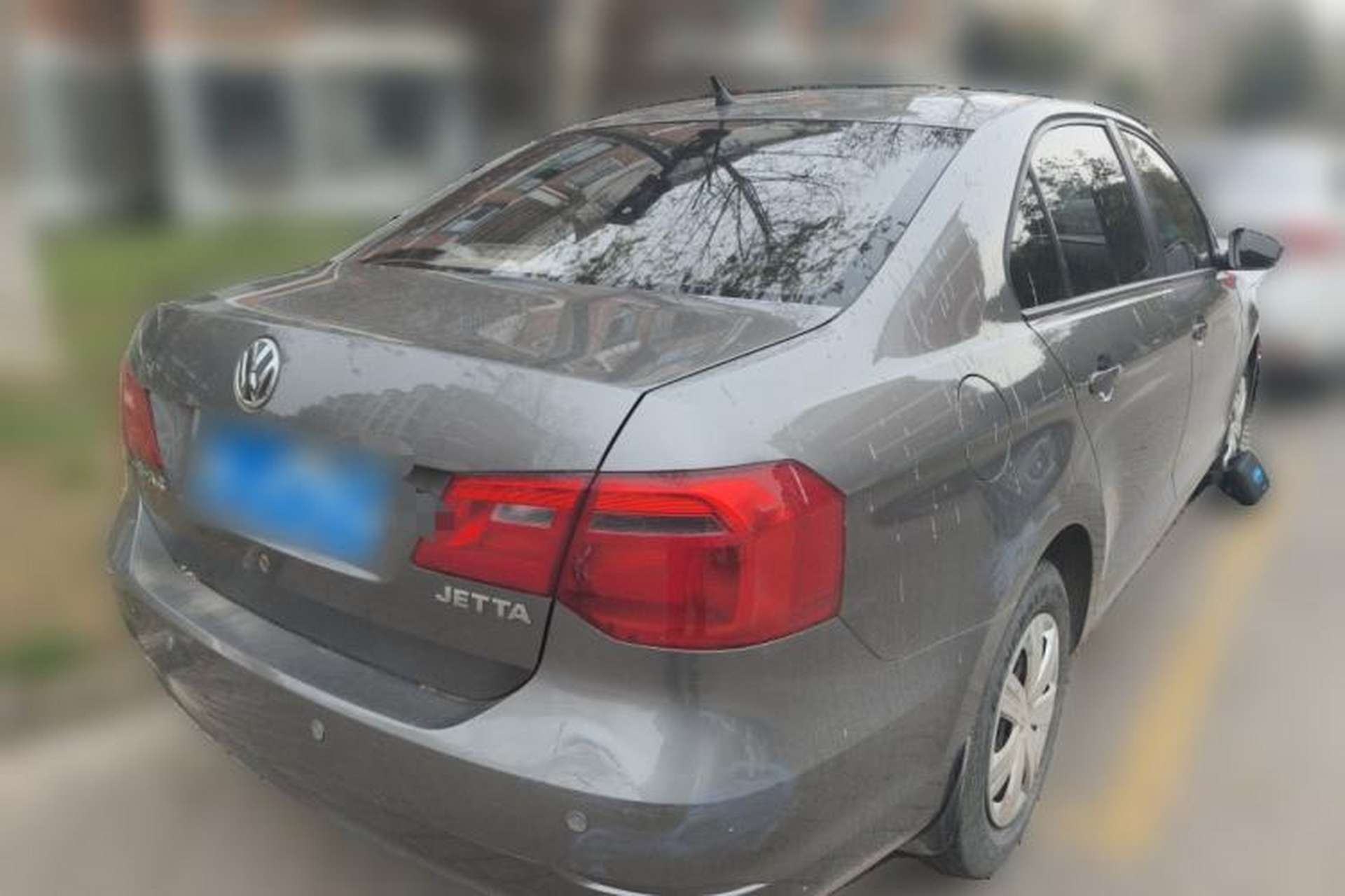 Used Volkswagen Jetta 2013 1.6L Manual Fashion Edition Rear Right 45 Deg