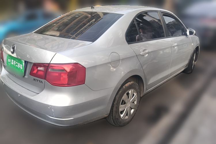 Used Volkswagen Jetta 2013 1.6L Manual Fashion Edition Rear Right 45 Deg