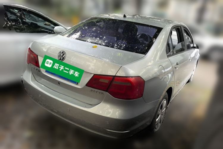 Used Volkswagen Jetta 2013 1.6L Manual Fashion Edition Rear Right 45 Deg