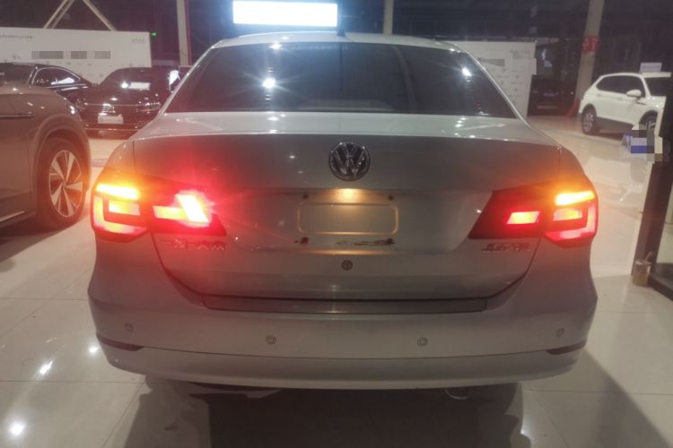 Used Volkswagen Jetta 2013 1.4L Manual Fashion Model Rear