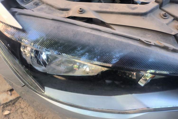 Used Volkswagen Jetta 2013 1.6L Automatic Comfort Model Right Front Headlight