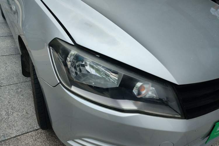 Used Volkswagen Jetta 2013 1.6L Manual Fashion Edition Right Front Headlight