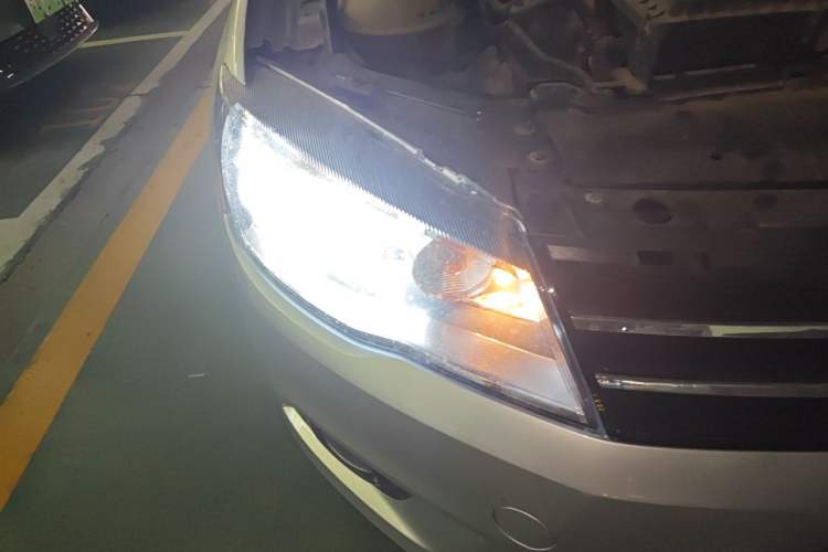 Used Volkswagen Jetta 2013 1.6L Automatic Comfort Model Right Front Headlight