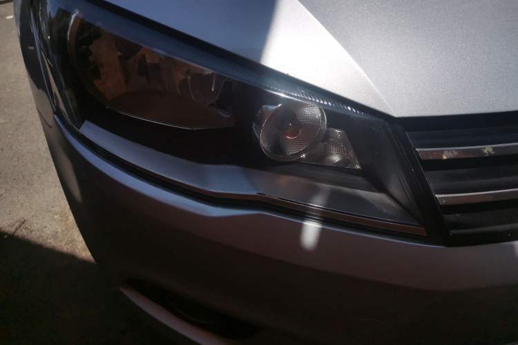 Used Volkswagen Jetta 2013 1.6L Manual Comfort Model Right Front Headlight