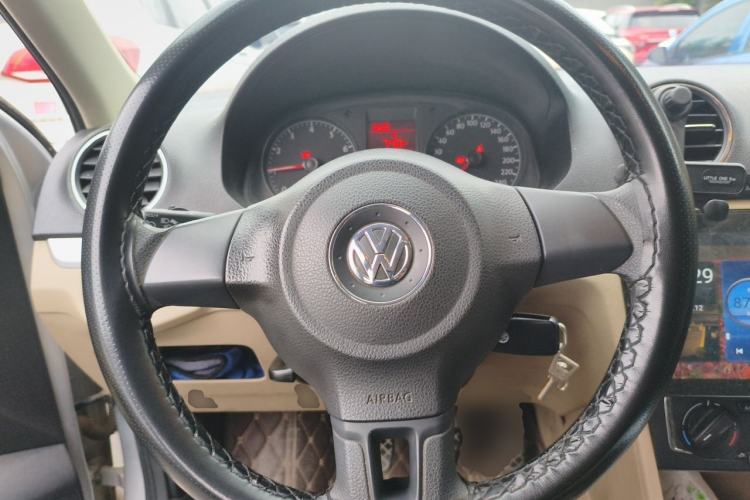Used Volkswagen Jetta 2013 1.6L Manual Comfort Model Steering Wheel