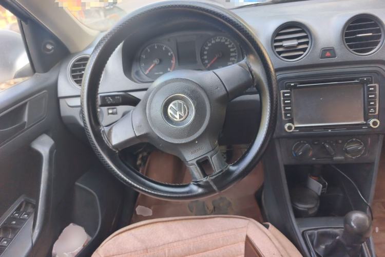 Used Volkswagen Jetta 2013 1.4L Manual Fashion Model Steering Wheel