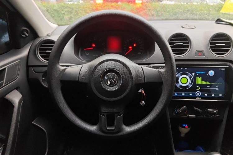 Used Volkswagen Jetta 2013 1.6L Manual Fashion Edition Steering Wheel