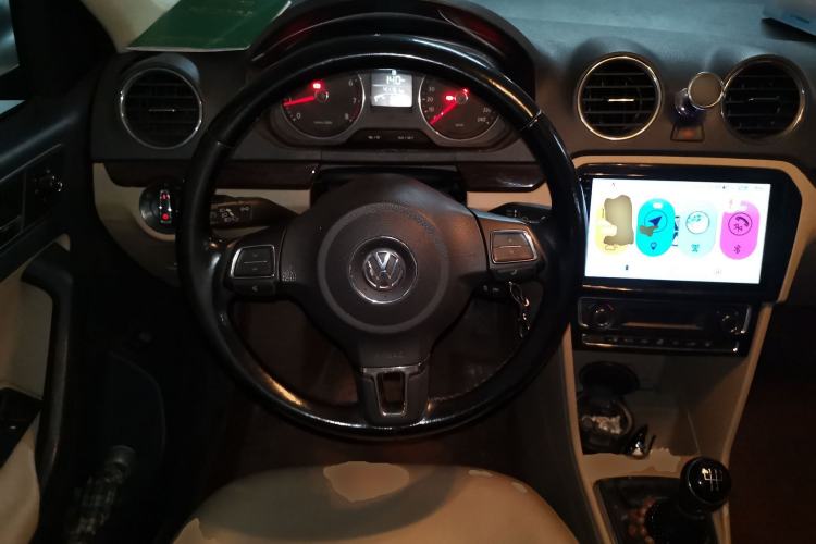Used Volkswagen Jetta 2013 1.6L Manual Luxury Model Steering Wheel