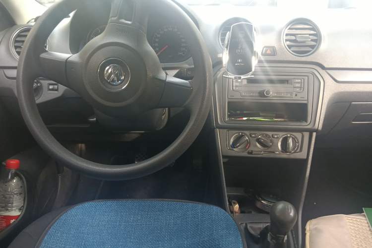 Used Volkswagen Jetta 2013 1.6L Manual Fashion Edition Steering Wheel