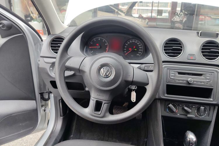 Used Volkswagen Jetta 2013 1.6L Automatic Fashion Model Steering Wheel