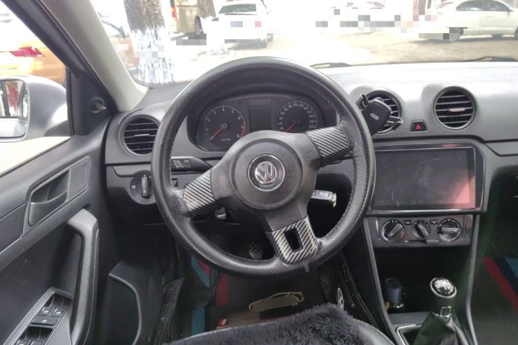 Used Volkswagen Jetta 2013 1.6L Manual Fashion Edition Steering Wheel