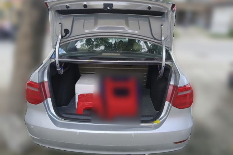 Used Volkswagen Jetta 2013 1.6L Automatic Comfort Model Trunk