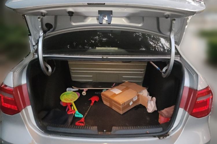 Used Volkswagen Jetta 2013 1.6L Automatic Comfort Model Trunk