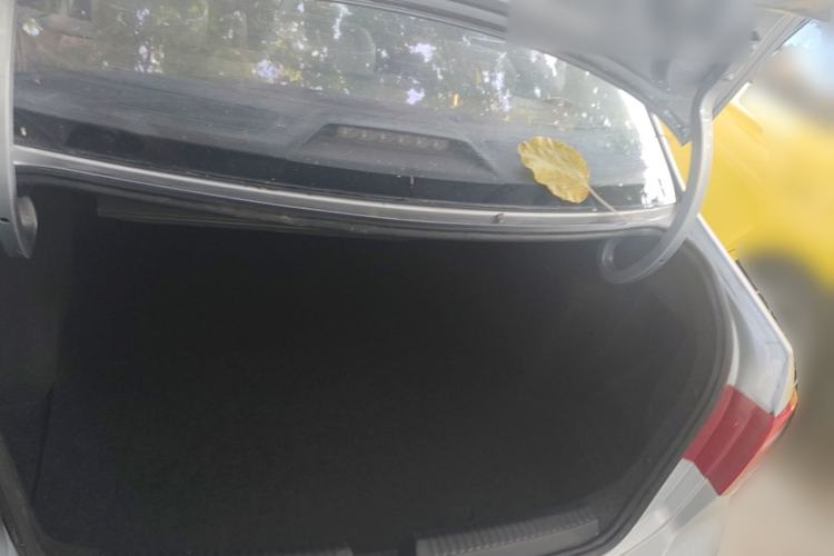Used Volkswagen Jetta 2013 1.4L Manual Fashion Model Trunk