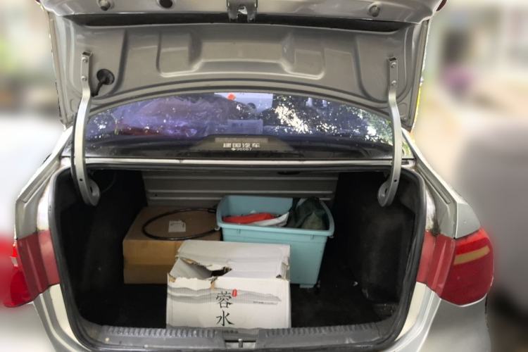 Used Volkswagen Jetta 2013 1.6L Manual Fashion Edition Trunk