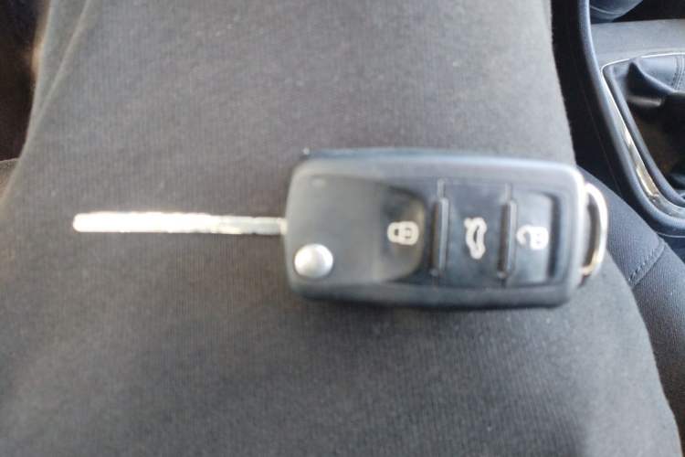 Used Volkswagen Jetta 2013 1.6L Manual Comfort Model Vehicle Key