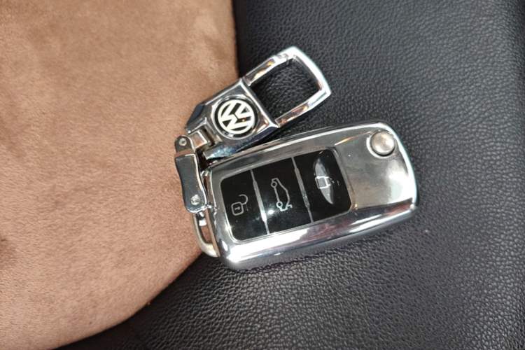 Used Volkswagen Jetta 2013 1.6L Manual Comfort Model Vehicle Key