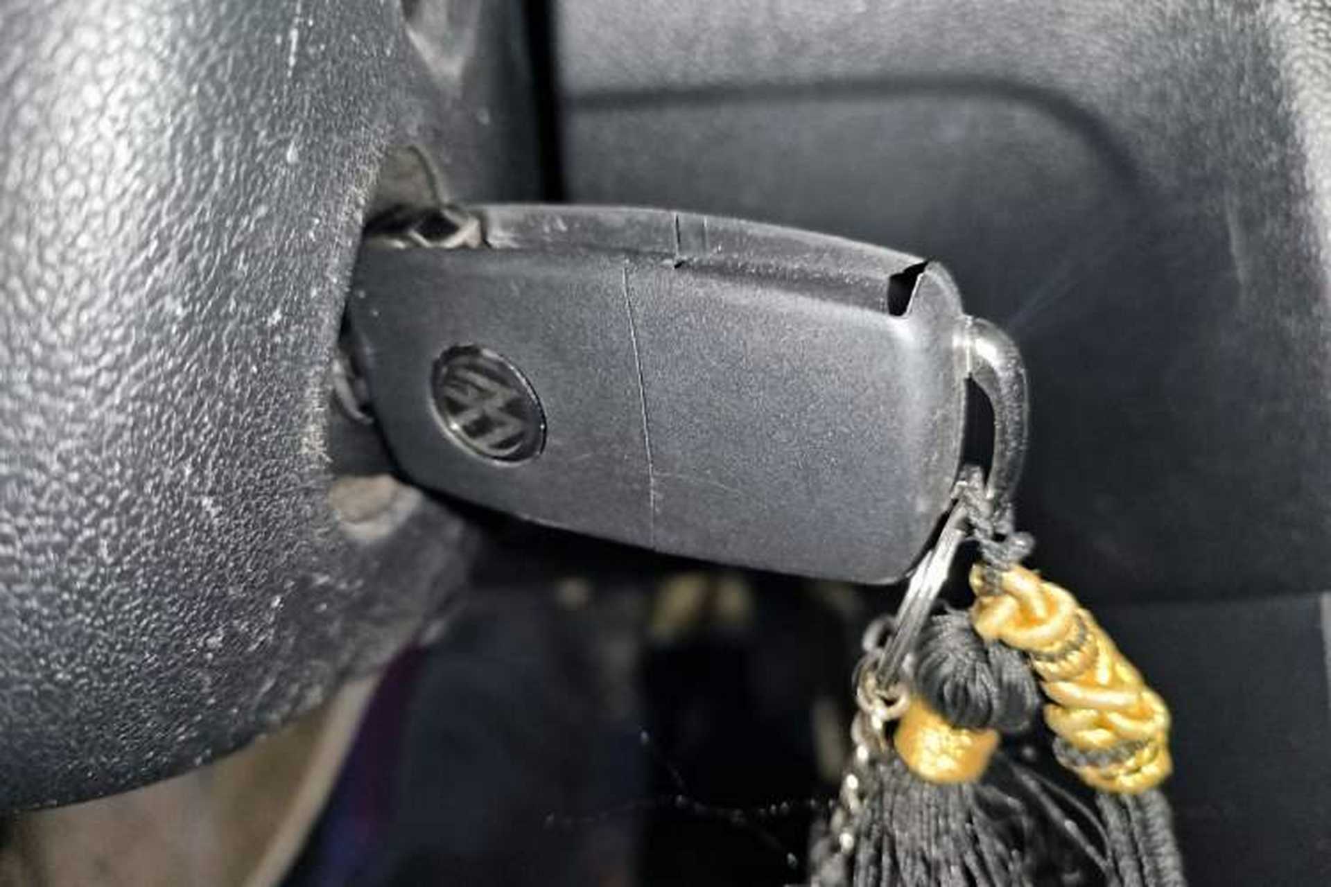 Used Volkswagen Jetta 2013 1.6L Automatic Fashion Model Vehicle Key