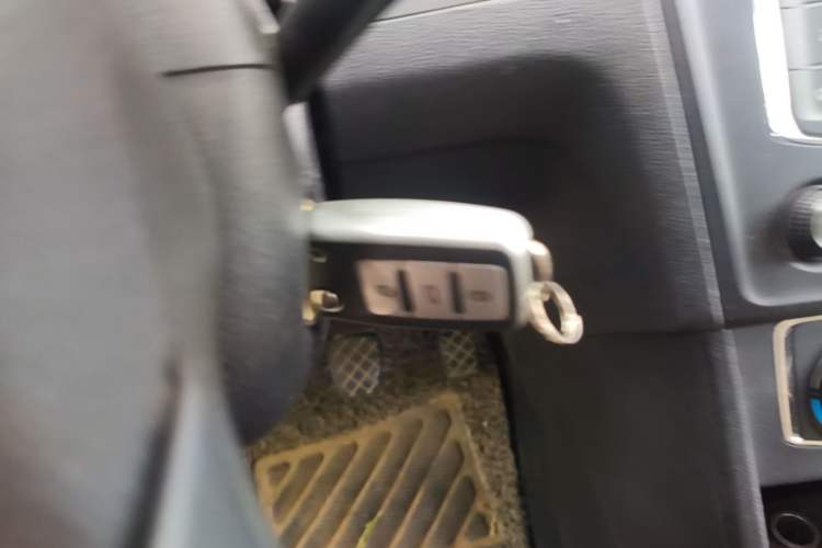 Used Volkswagen Jetta 2013 1.6L Manual Comfort Model Vehicle Key