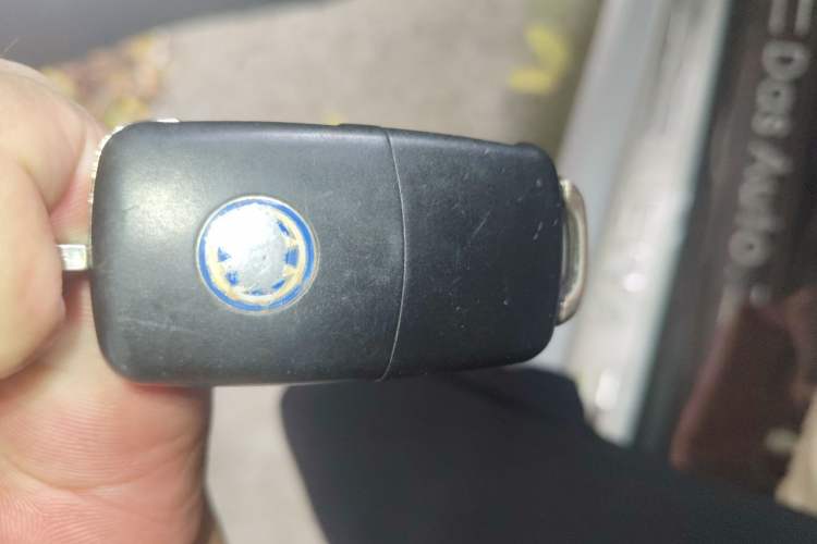 Used Volkswagen Jetta 2013 1.6L Manual Fashion Edition Vehicle Key