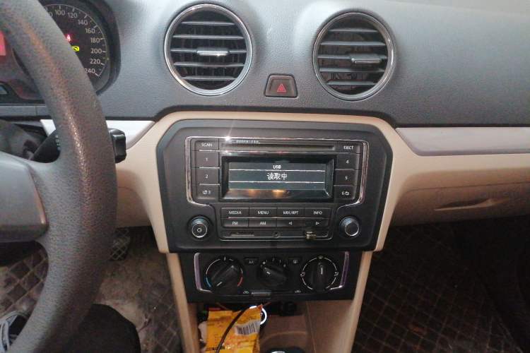 Used Volkswagen Jetta 2013 1.6L Automatic Comfort Model Audio And AC Panel