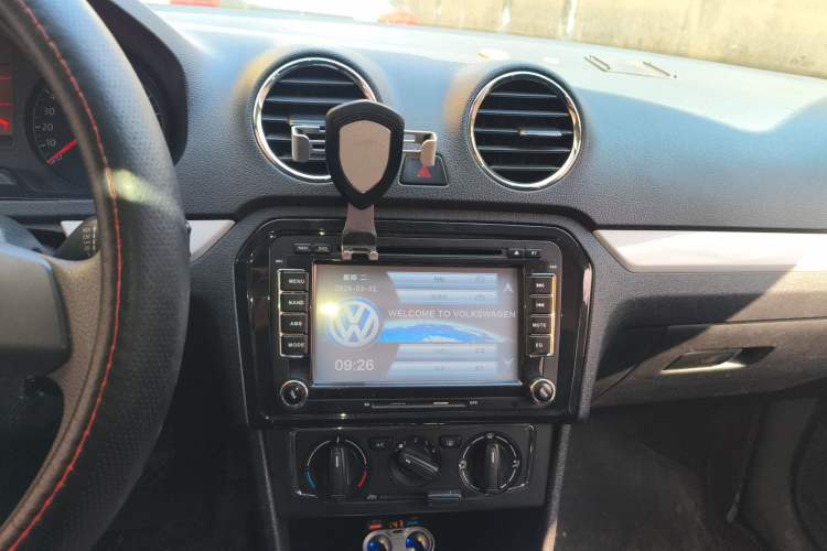 Used Volkswagen Jetta 2013 1.6L Automatic Comfort Model Audio And AC Panel