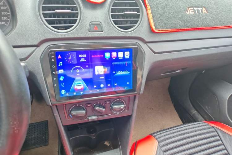 Used Volkswagen Jetta 2013 1.4L Manual Fashion Model Audio And AC Panel