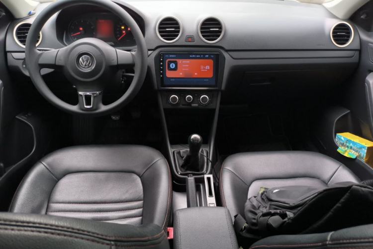 Used Volkswagen Jetta 2013 1.6L Manual Fashion Edition Center Console