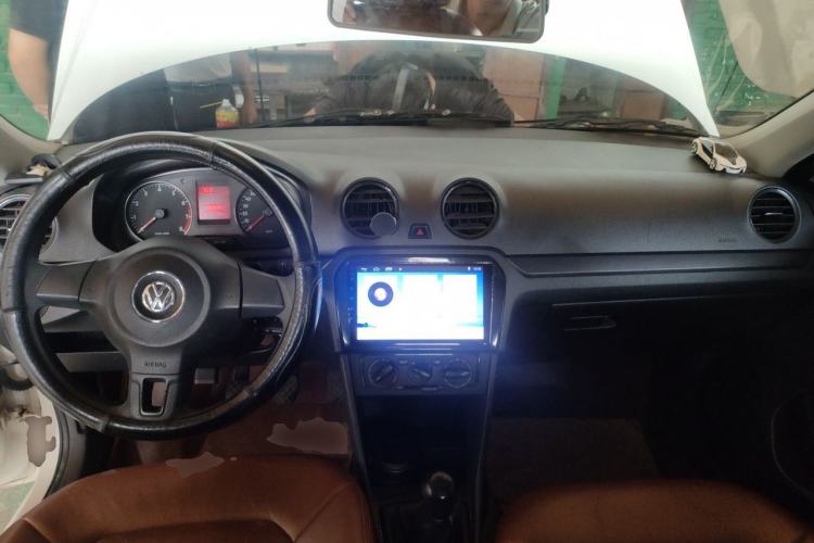 Used Volkswagen Jetta 2013 1.6L Manual Fashion Edition Center Console
