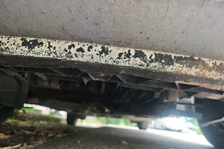 Used Volkswagen Jetta 2013 1.6L Manual Fashion Edition Chassis Front