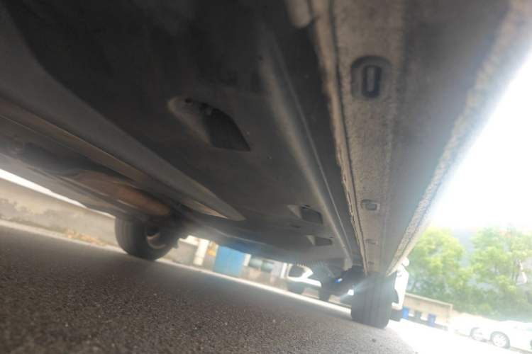Used Volkswagen Jetta 2013 1.6L Automatic Luxury Model Chassis Front Left
