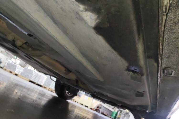 Used Volkswagen Jetta 2013 1.6L Manual Comfort Model Chassis Front Left