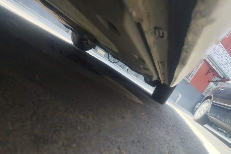Used Volkswagen Jetta 2013 1.6L Manual Comfort Model Chassis Front Left
