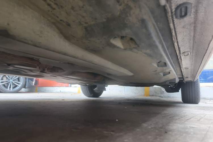 Used Volkswagen Jetta 2013 1.6L Automatic Luxury Model Chassis Front Left