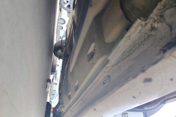Used Volkswagen Jetta 2013 1.6L Automatic Comfort Model Chassis Front Left