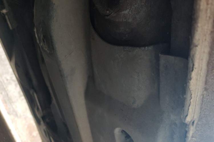 Used Volkswagen Jetta 2013 1.6L Manual Comfort Model Chassis Front Left