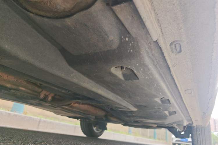Used Volkswagen Jetta 2013 1.6L Manual Comfort Model Chassis Front Left