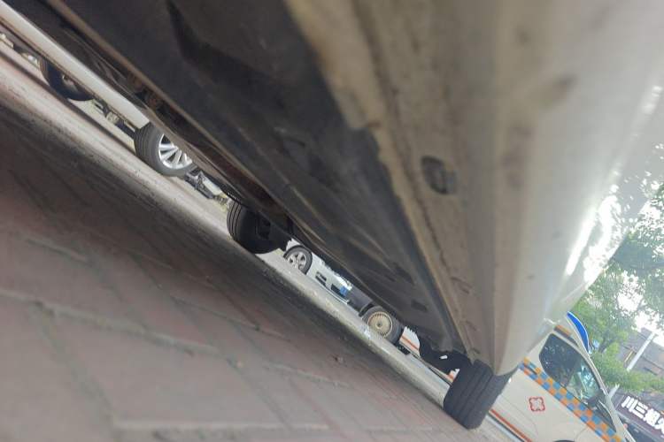 Used Volkswagen Jetta 2013 1.4L Manual Fashion Model Chassis Front Left